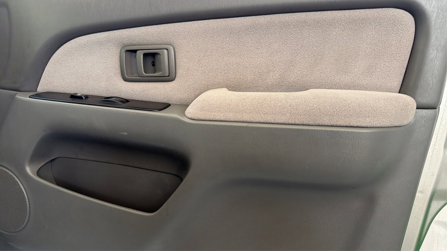 Used 2002 Toyota 4Runner SR5 image 33
