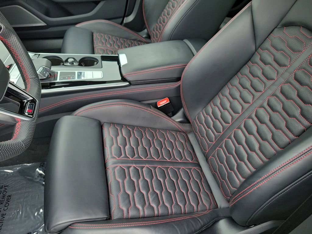 Used 2024 Audi RS 6 performance image 17