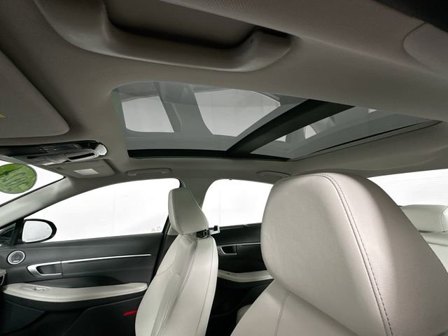 Used 2024 Hyundai Sonata Limited image 18