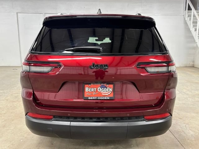 Used 2025 Jeep Grand Cherokee L Altitude RWD image 6