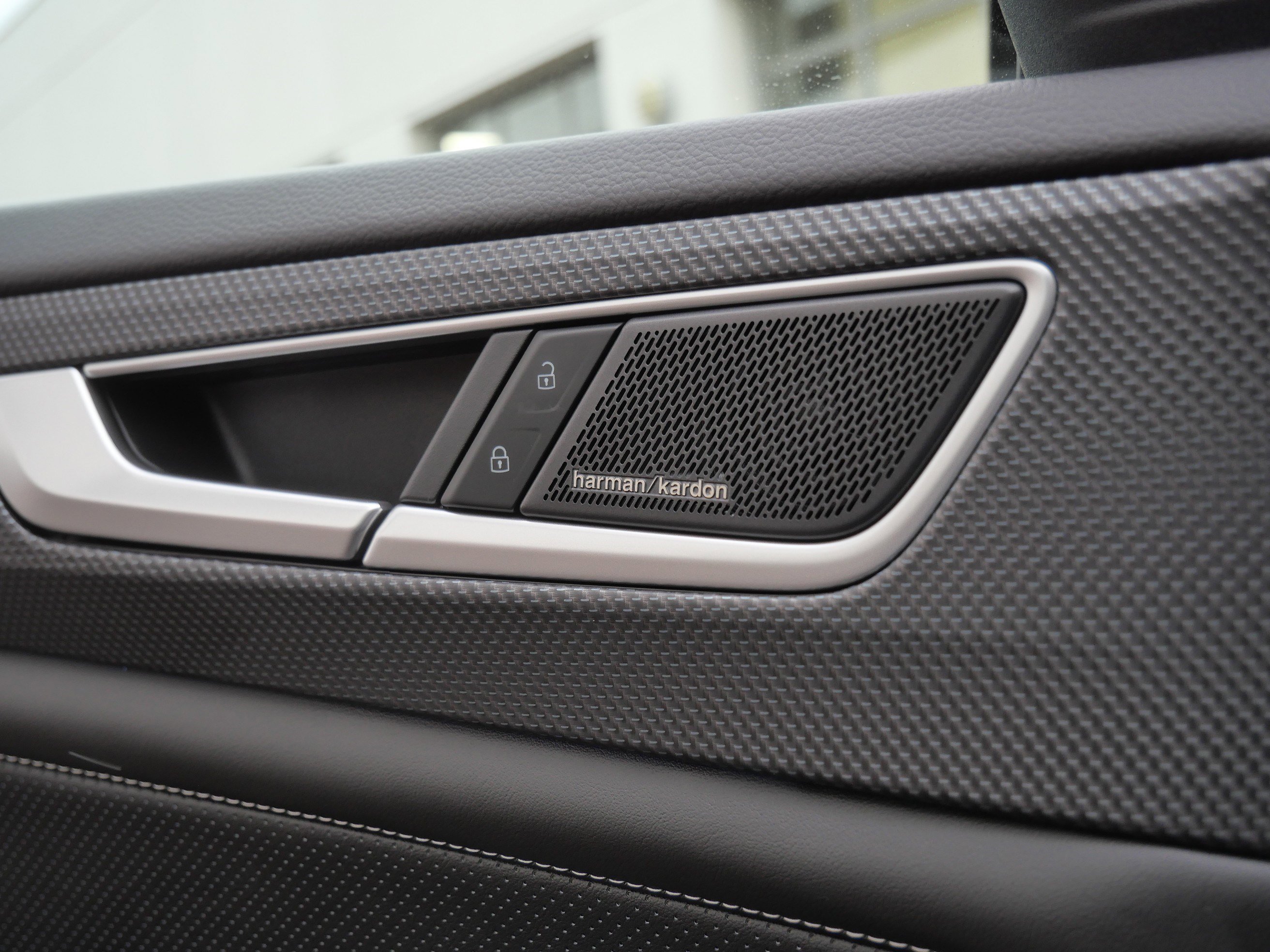 Used 2024 Volkswagen Atlas Cross Sport SEL Premium R-Line image 63