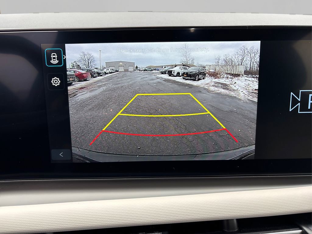 Certified 2025 Hyundai Tucson SE image 30