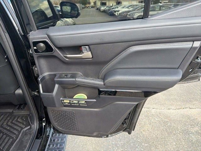 Used 2025 Toyota 4Runner Limited image 32