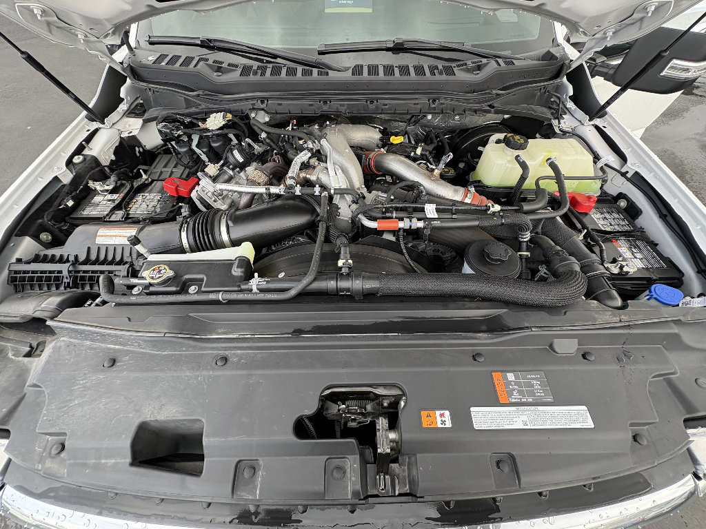 Used 2024 Ford F350 Limited w/ FX4 Off-Road Package image 43