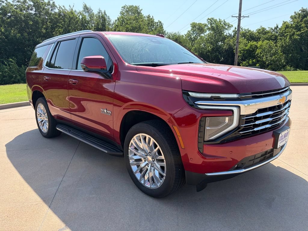 Used 2026 Chevrolet Tahoe LT w/ Comfort Package AWD/4WD image 4