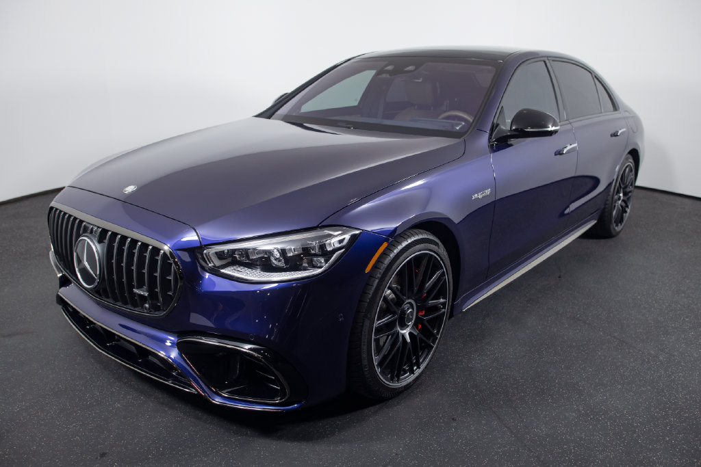 Used 2025 Mercedes-Benz S 63 AMG S image 2