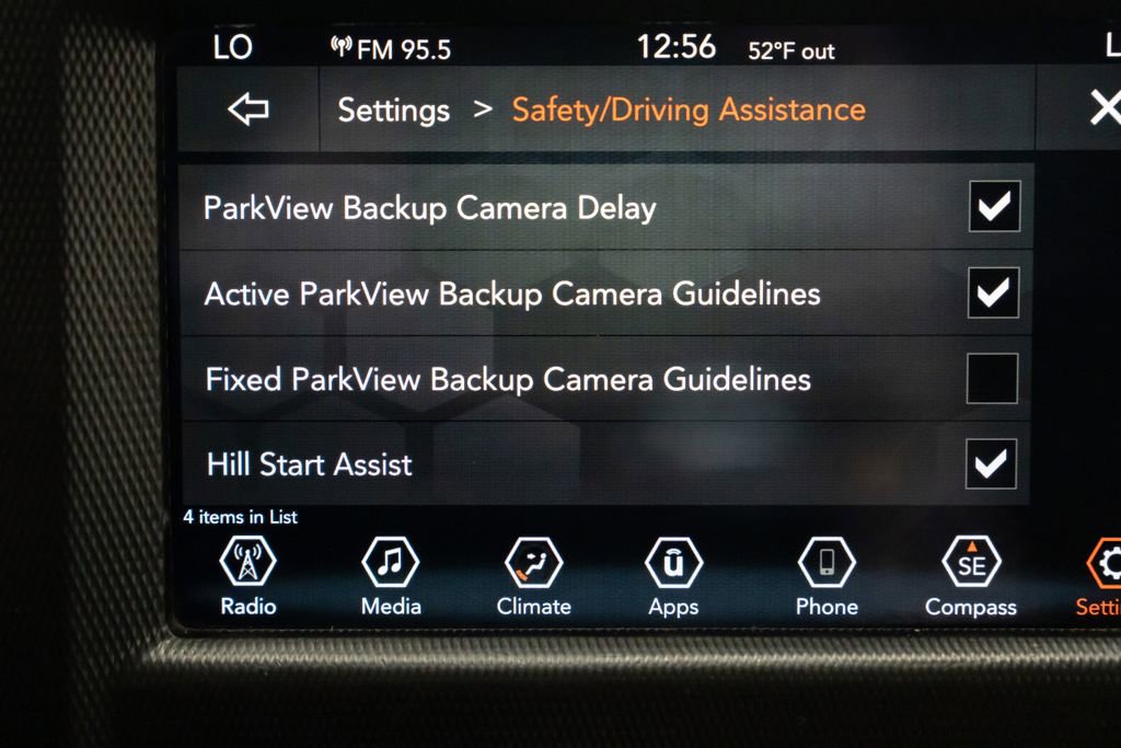 Used 2020 Jeep Wrangler Unlimited Sahara image 18