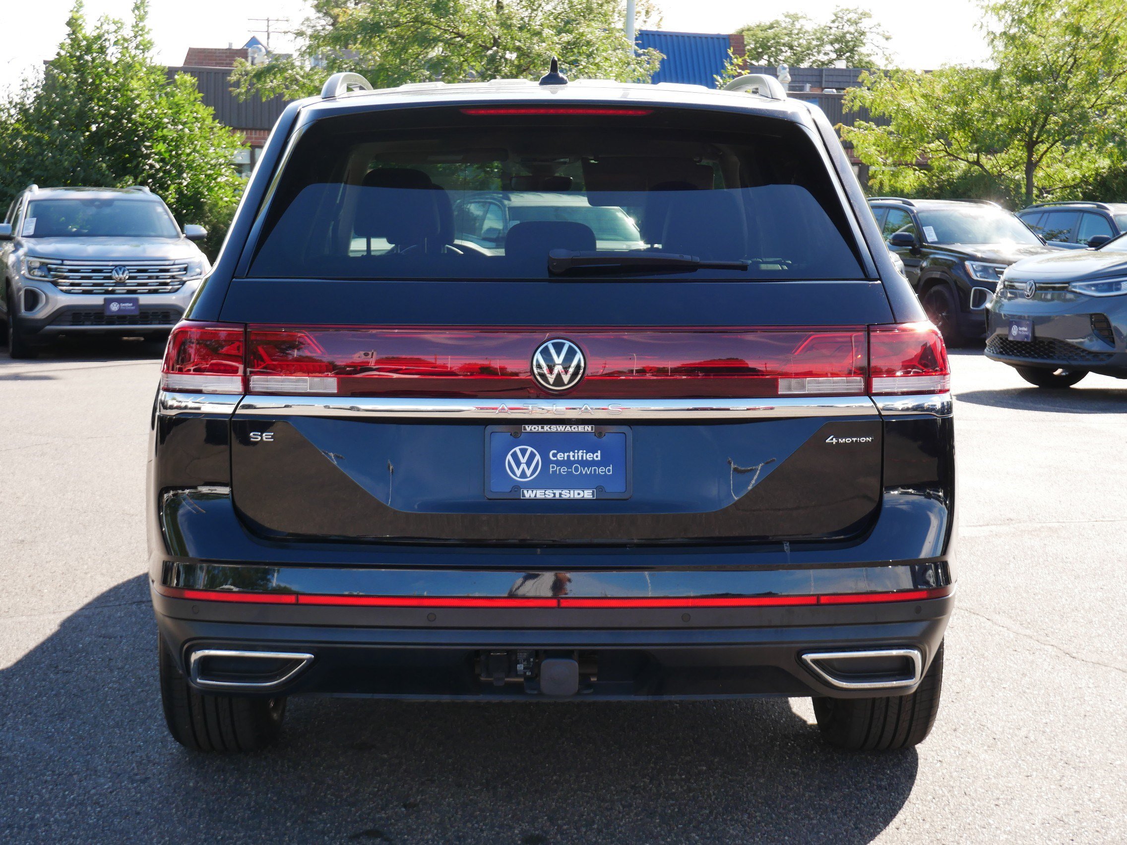 Certified 2024 Volkswagen Atlas SE AWD/4WD image 10