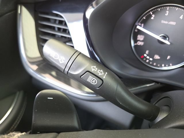 Used 2021 Buick Envision Essence w/ Sport Touring Package AWD/4WD image 61