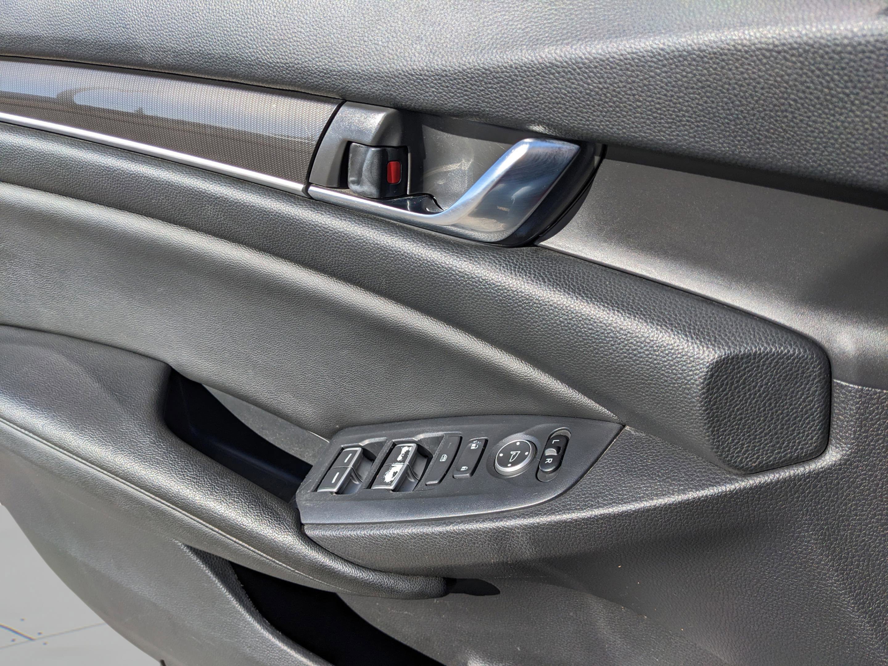 Used 2020 Honda Accord Sport image 34