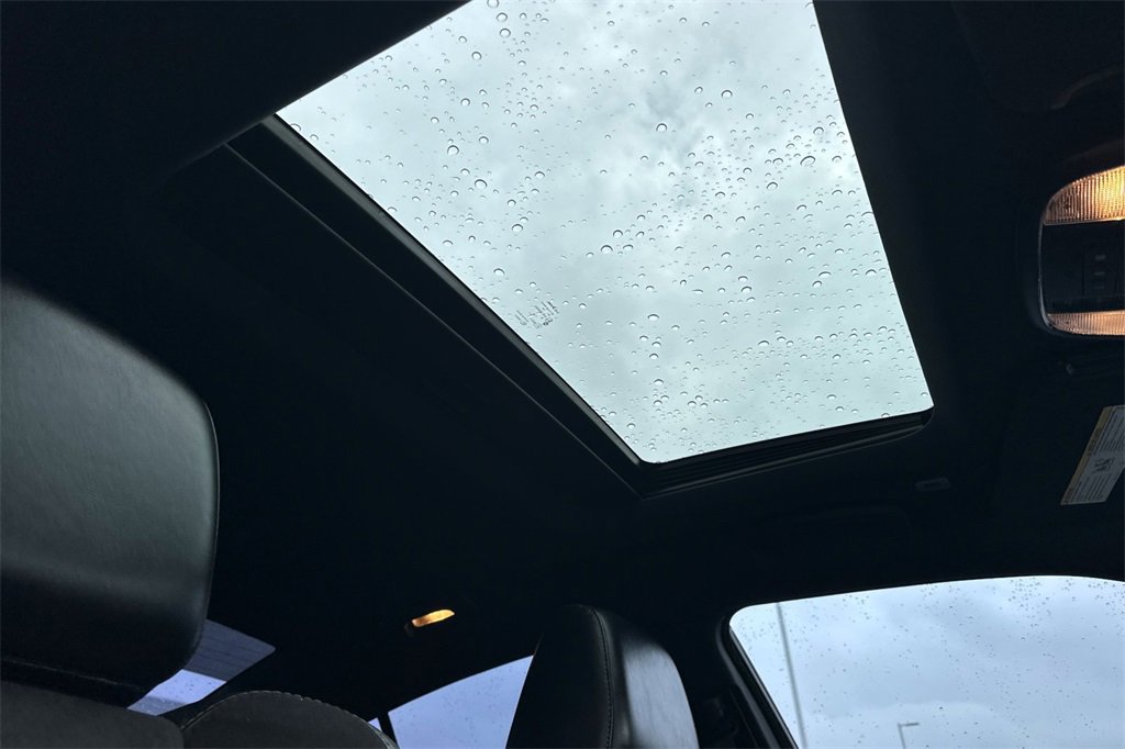 Used 2019 Dodge Charger GT image 18