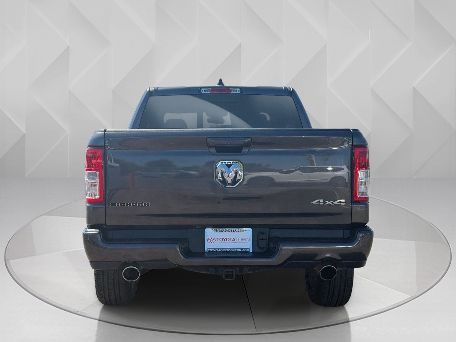 Used 2020 RAM 1500 Big Horn AWD/4WD image 4