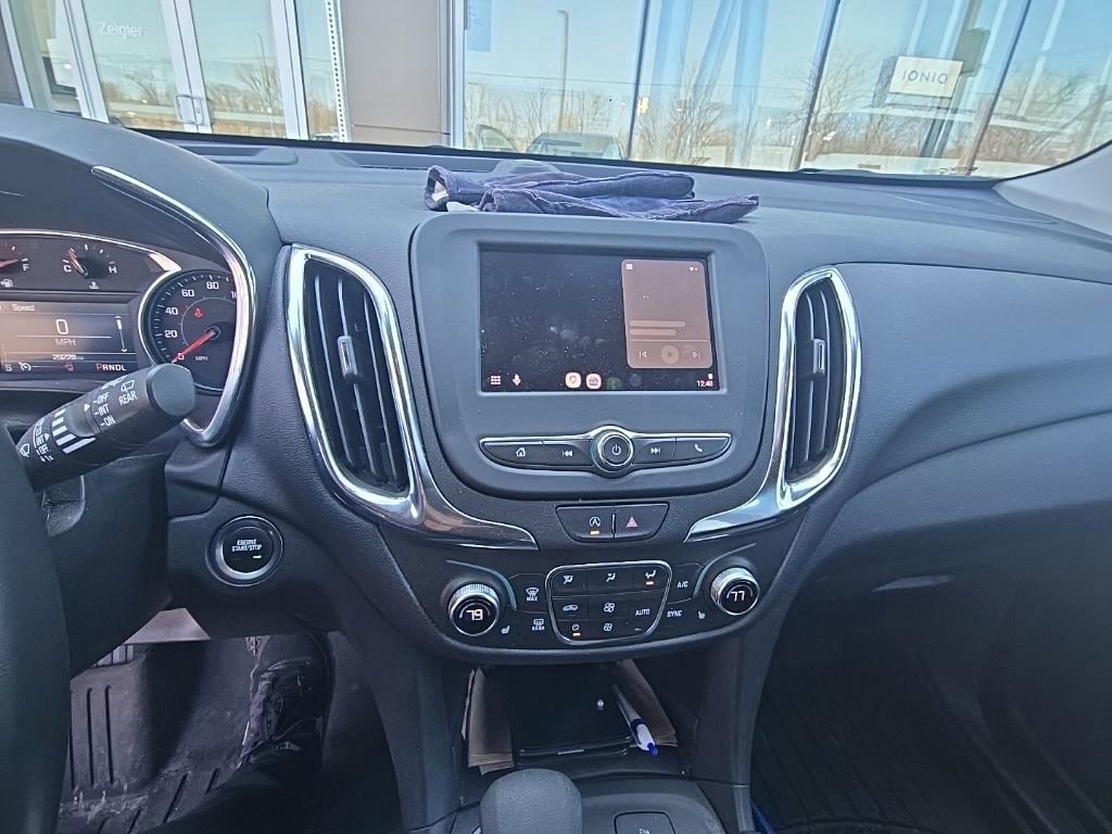 Used 2024 Chevrolet Equinox LT image 9