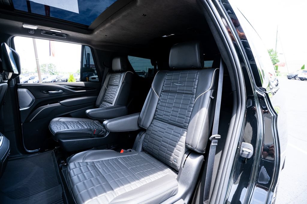 Used 2023 Cadillac Escalade V AWD/4WD image 47