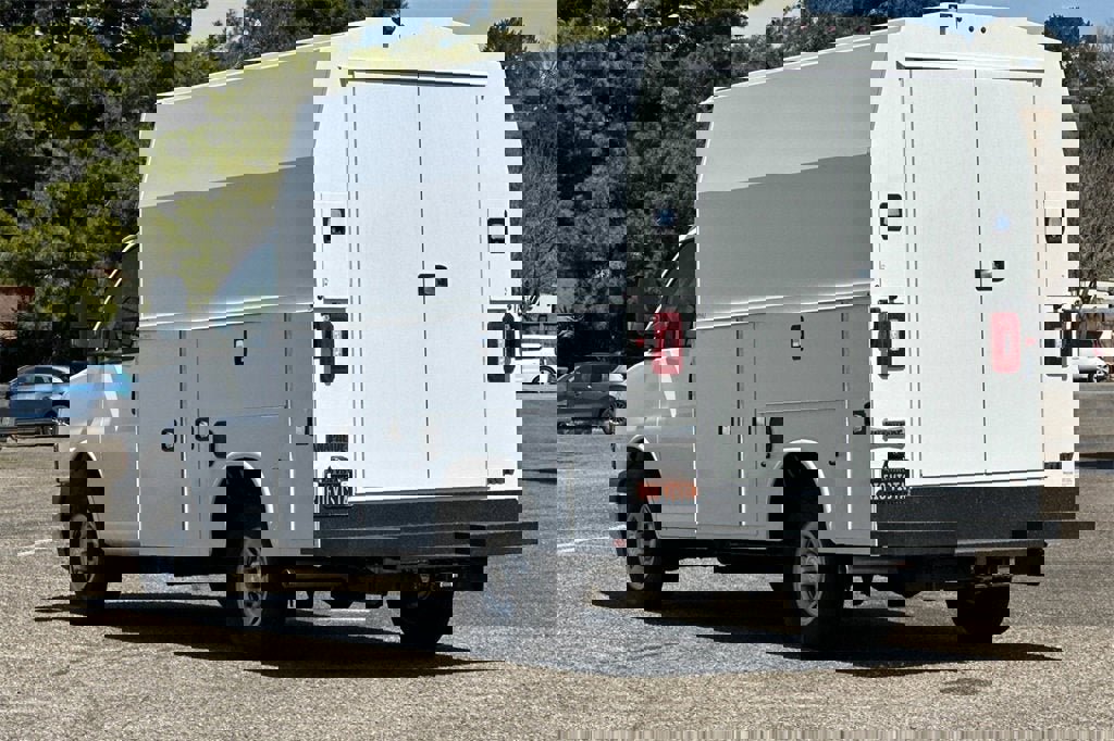 New 2024 Chevrolet Express 3500 w/ Power Convenience Package image 6