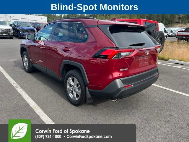 Used 2023 Toyota RAV4 XLE w/ Convenience Package AWD/4WD image 4