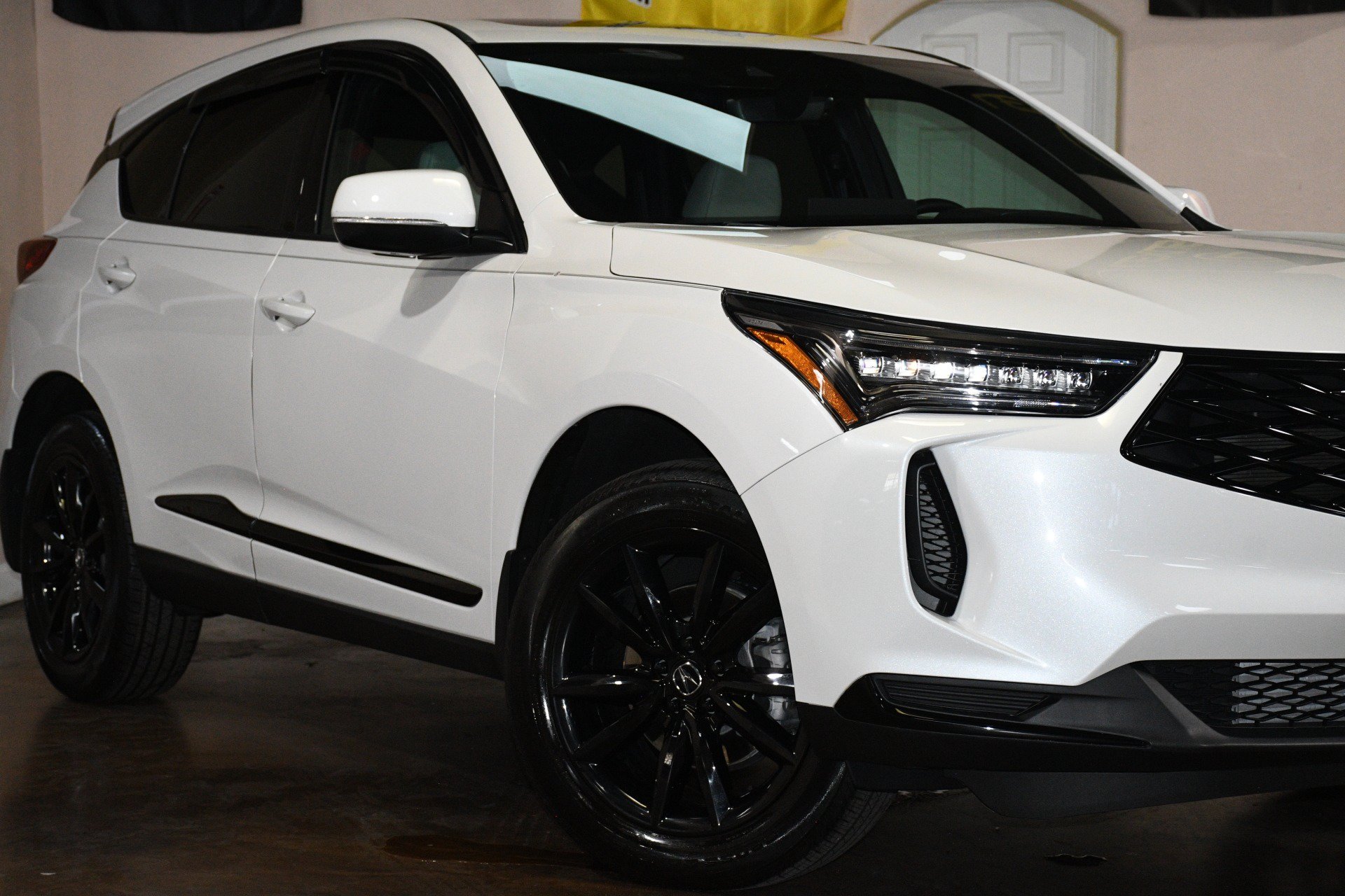 Used 2025 Acura RDX SH-AWD image 53