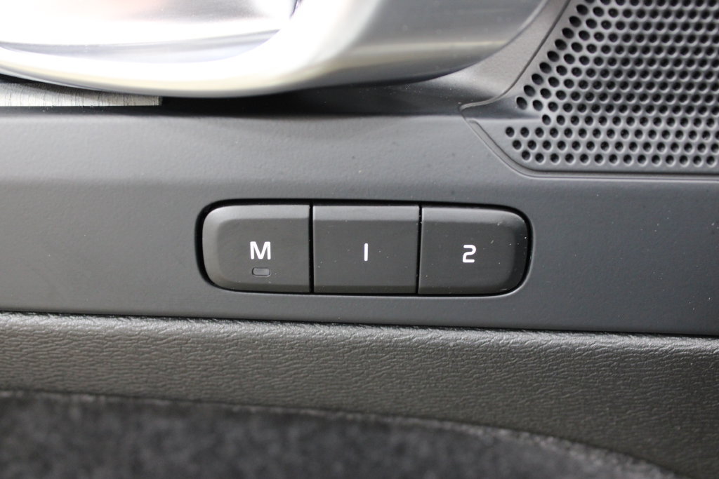 Used 2026 Volvo XC40 B5 Plus AWD/4WD image 20