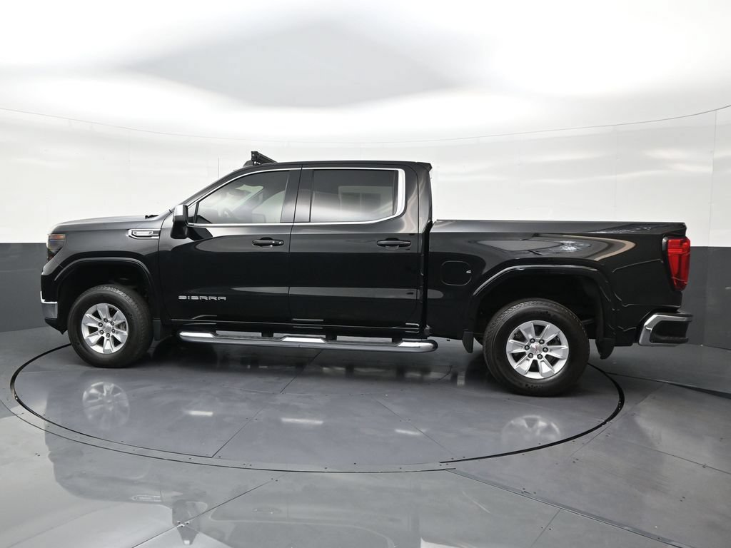 Used 2024 GMC Sierra 1500 SLE RWD image 2