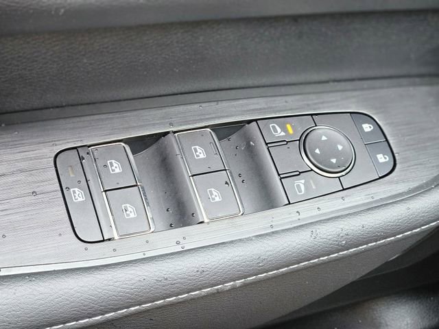 Certified 2026 Nissan Armada SV image 21