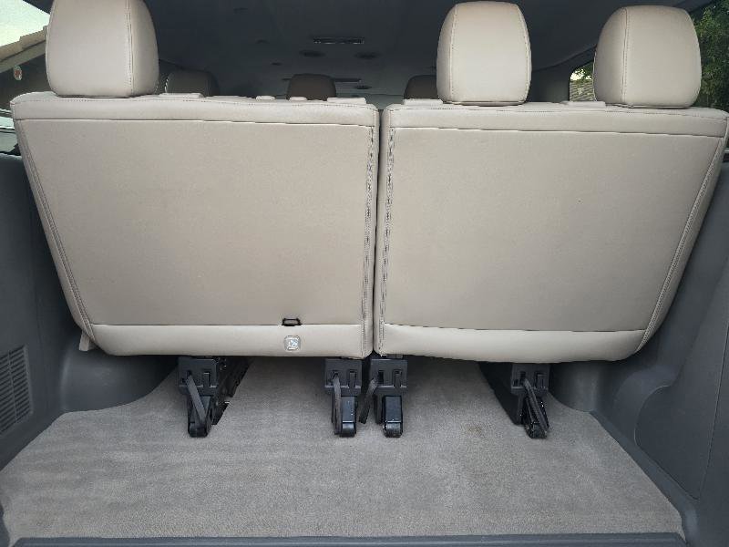 Used 2018 Nissan NV 3500 SL image 29