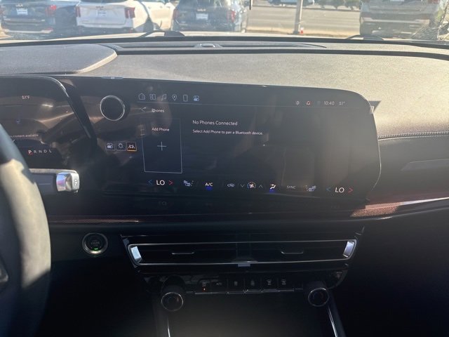 Used 2024 Chevrolet Traverse Z71 image 26