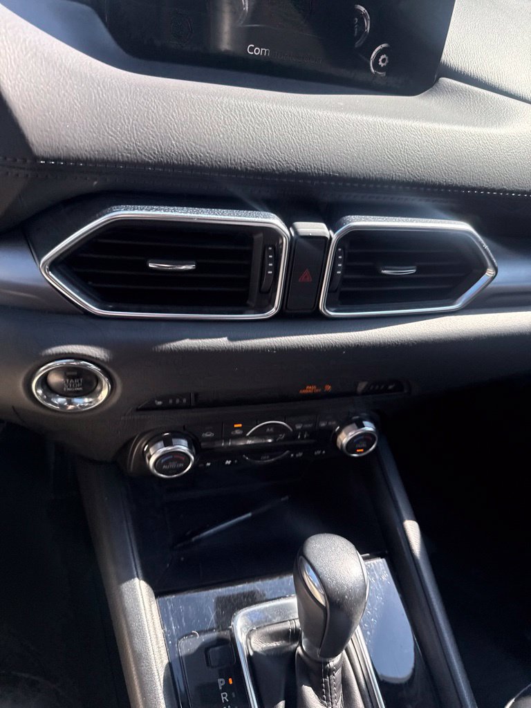 Used 2018 MAZDA CX-5 Touring w/ Preferred Equipment Package AWD/4WD image 19