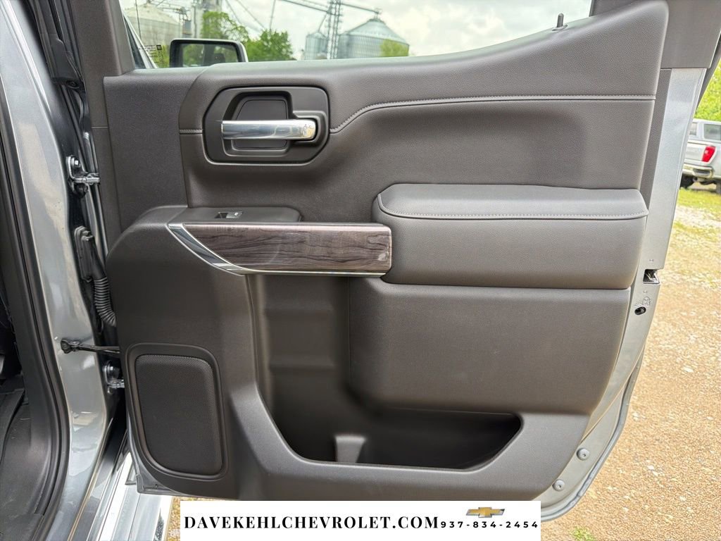 Used 2022 Chevrolet Silverado 1500 LTZ AWD/4WD image 20