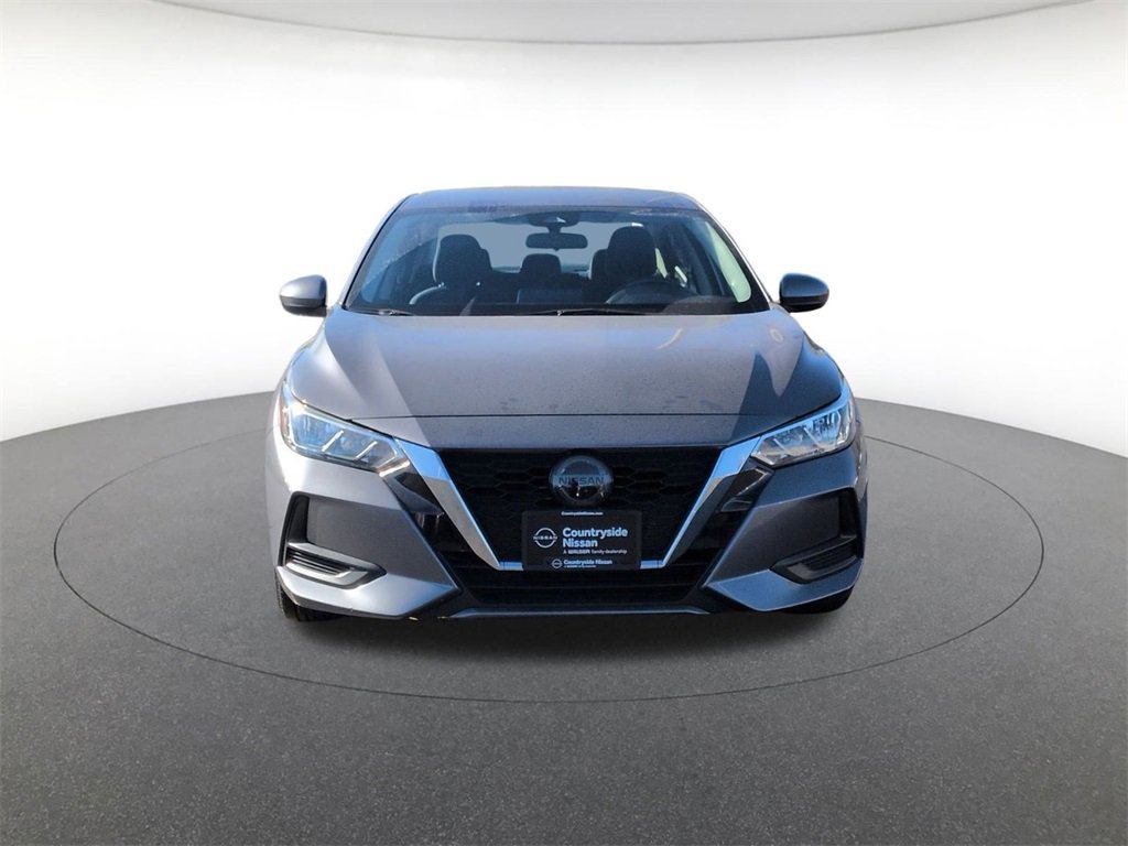 Used 2021 Nissan Sentra SV image 2