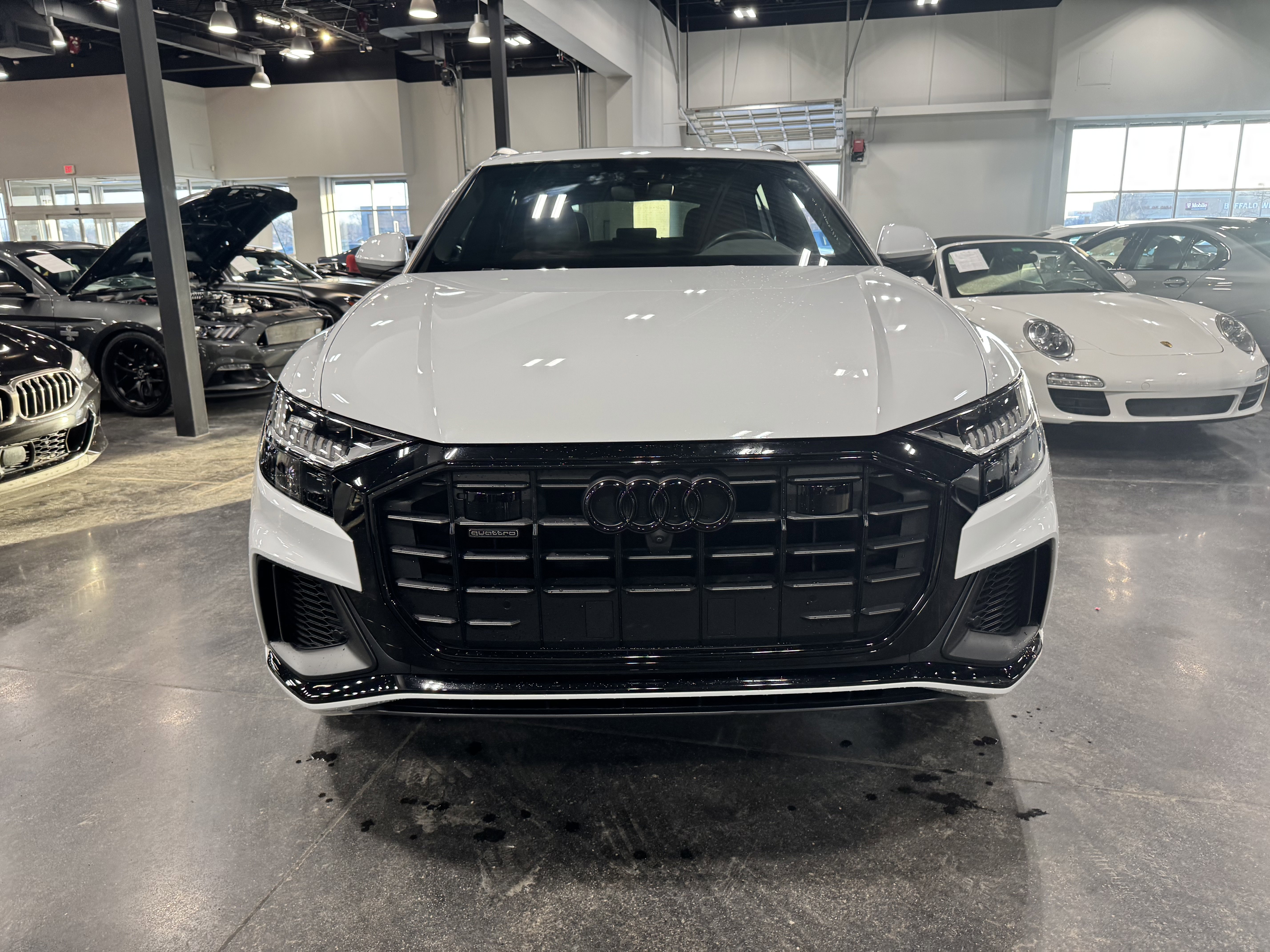 Used 2022 Audi Q8 Premium Plus w/ Premium Plus Package image 23