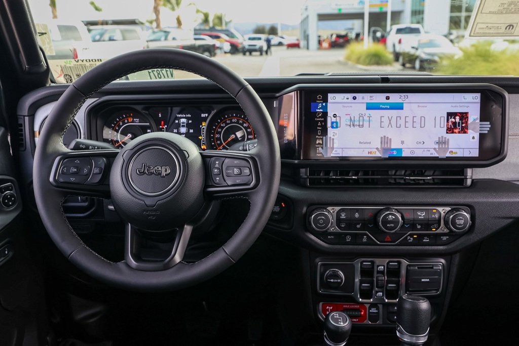 New 2025 Jeep Gladiator Willys image 21