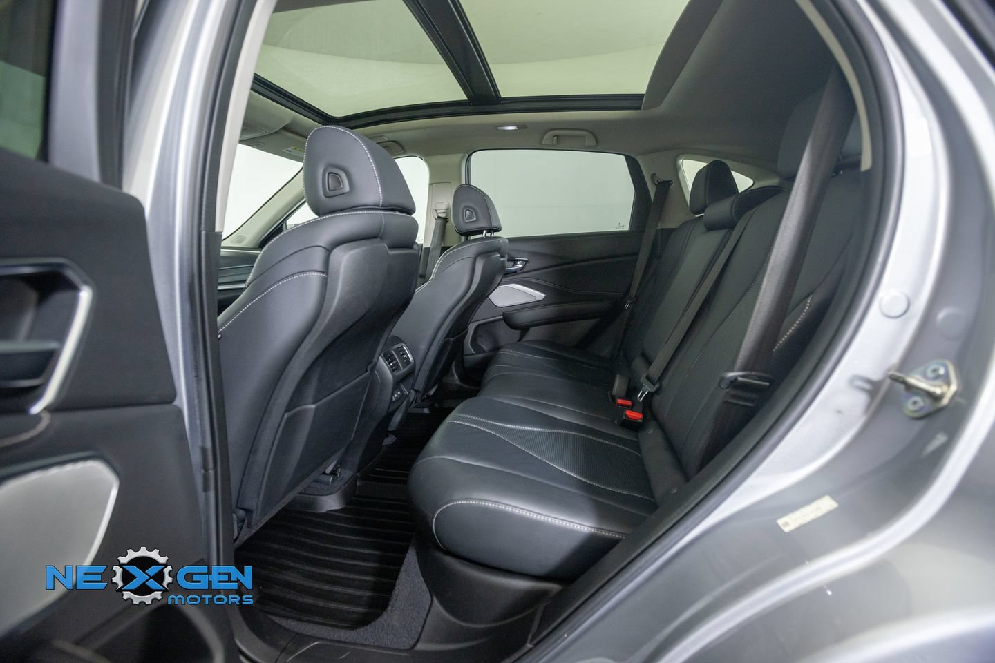 Used 2020 Acura RDX w/ Technology Package AWD/4WD image 29