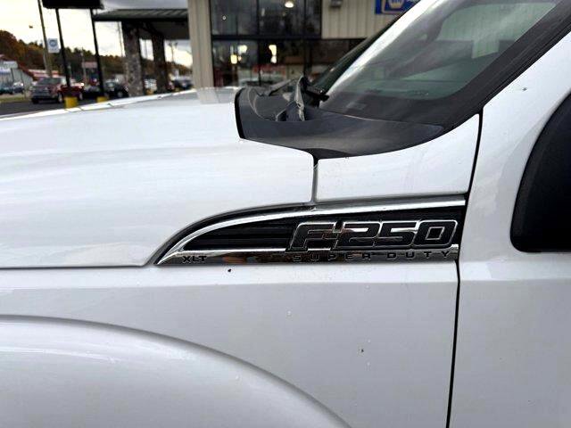 Used 2016 Ford F250 XLT image 4