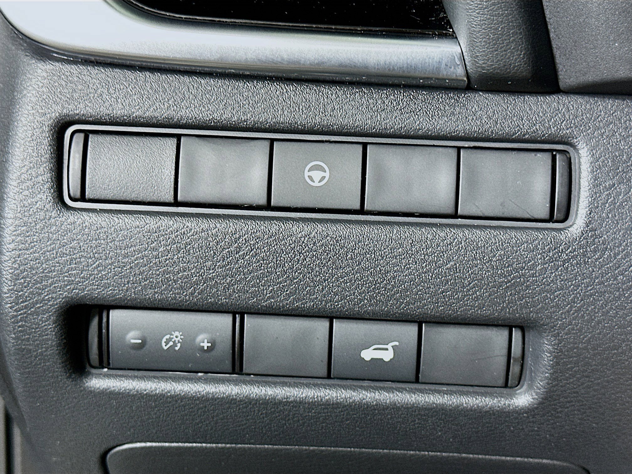 Used 2023 Nissan Rogue SL w/ SL Premium Package image 17