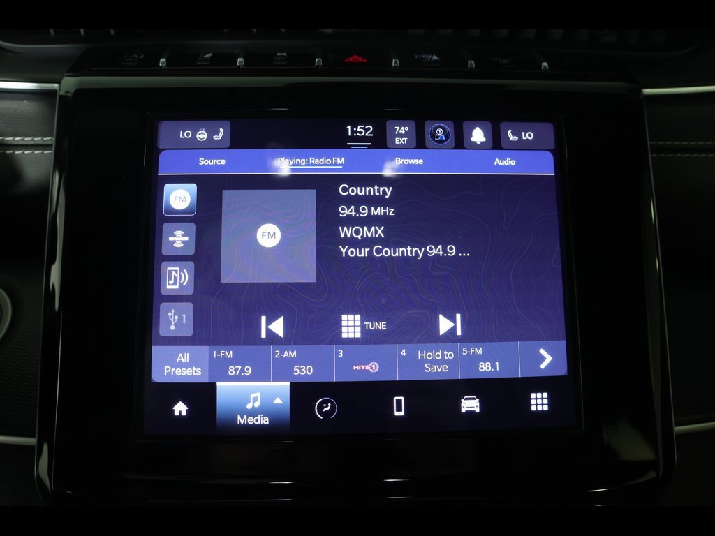 Used 2023 Jeep Grand Cherokee Altitude image 23