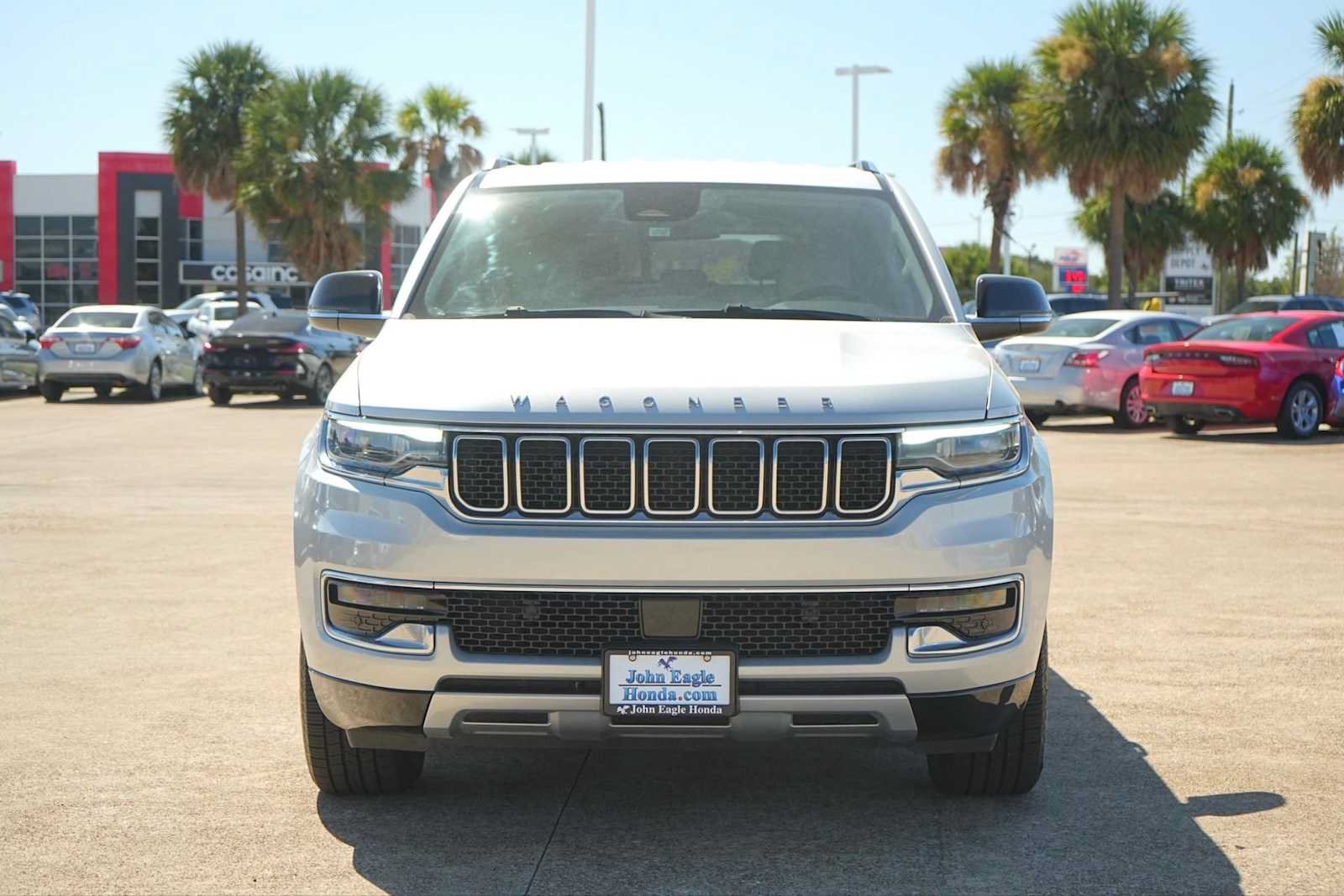 Used 2024 Jeep Wagoneer L Series II w/ Flexible Seating Group AWD/4WD image 6