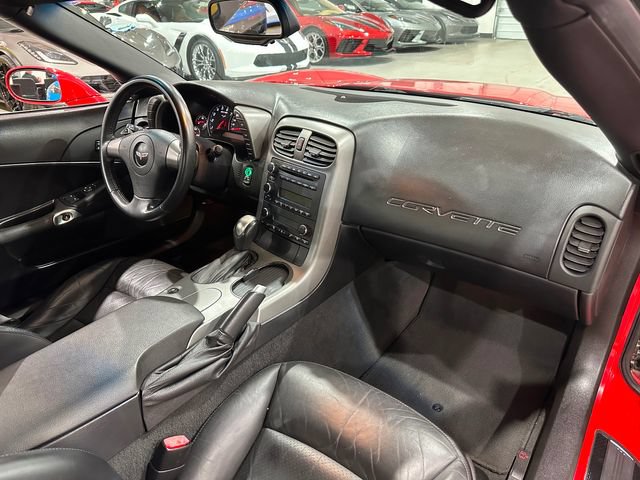 Used 2007 Chevrolet Corvette Coupe w/ Preferred Equipment Group RWD image 8