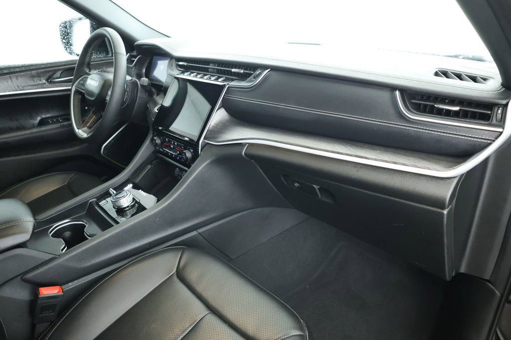 Used 2025 Jeep Grand Cherokee Limited 4xe image 22