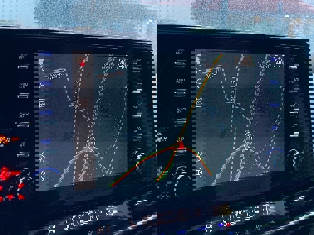 Certified 2022 Toyota Sienna XSE image 22