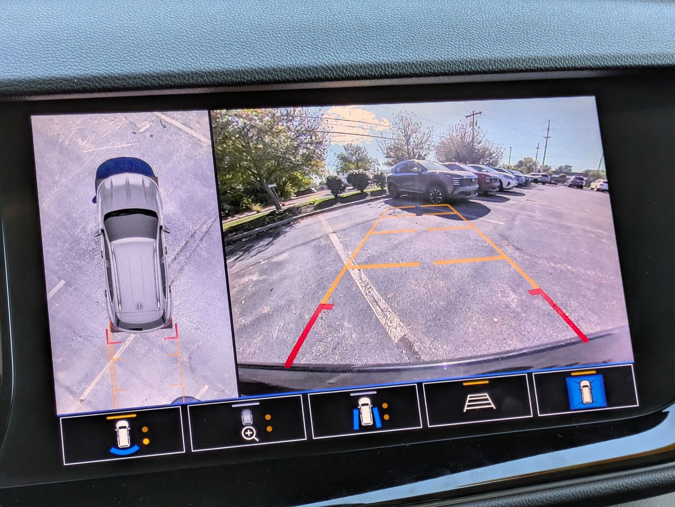 Used 2021 Buick Envision Avenir w/ Technology Package II image 14