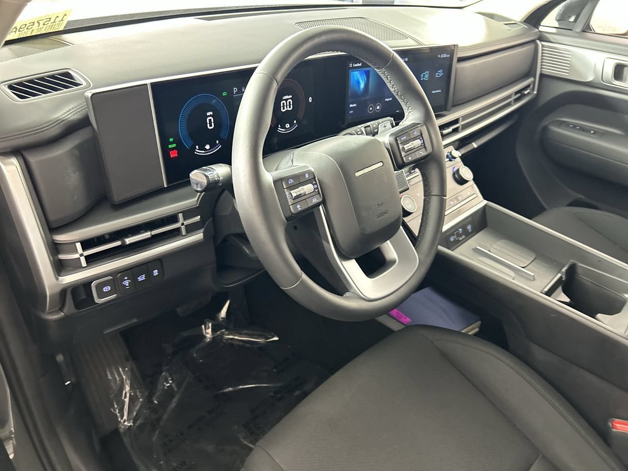 Used 2026 Hyundai Santa Fe SE FWD image 11