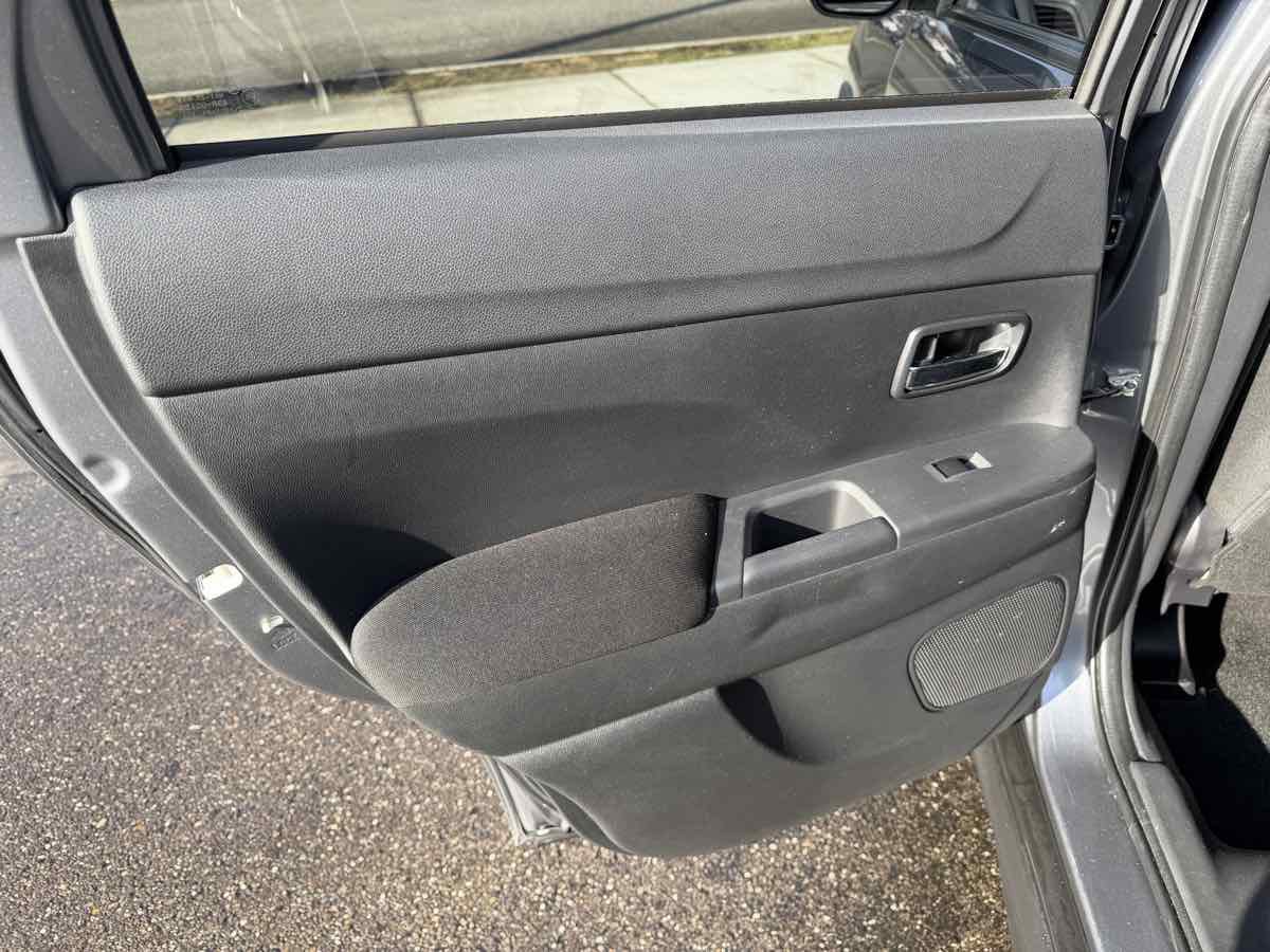 Used 2021 Mitsubishi Outlander Sport ES image 14