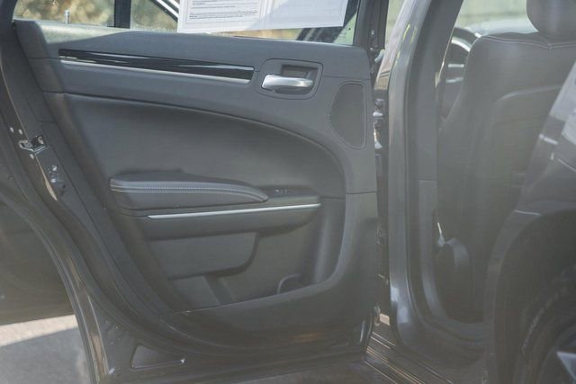 Used 2023 Chrysler 300 S image 43