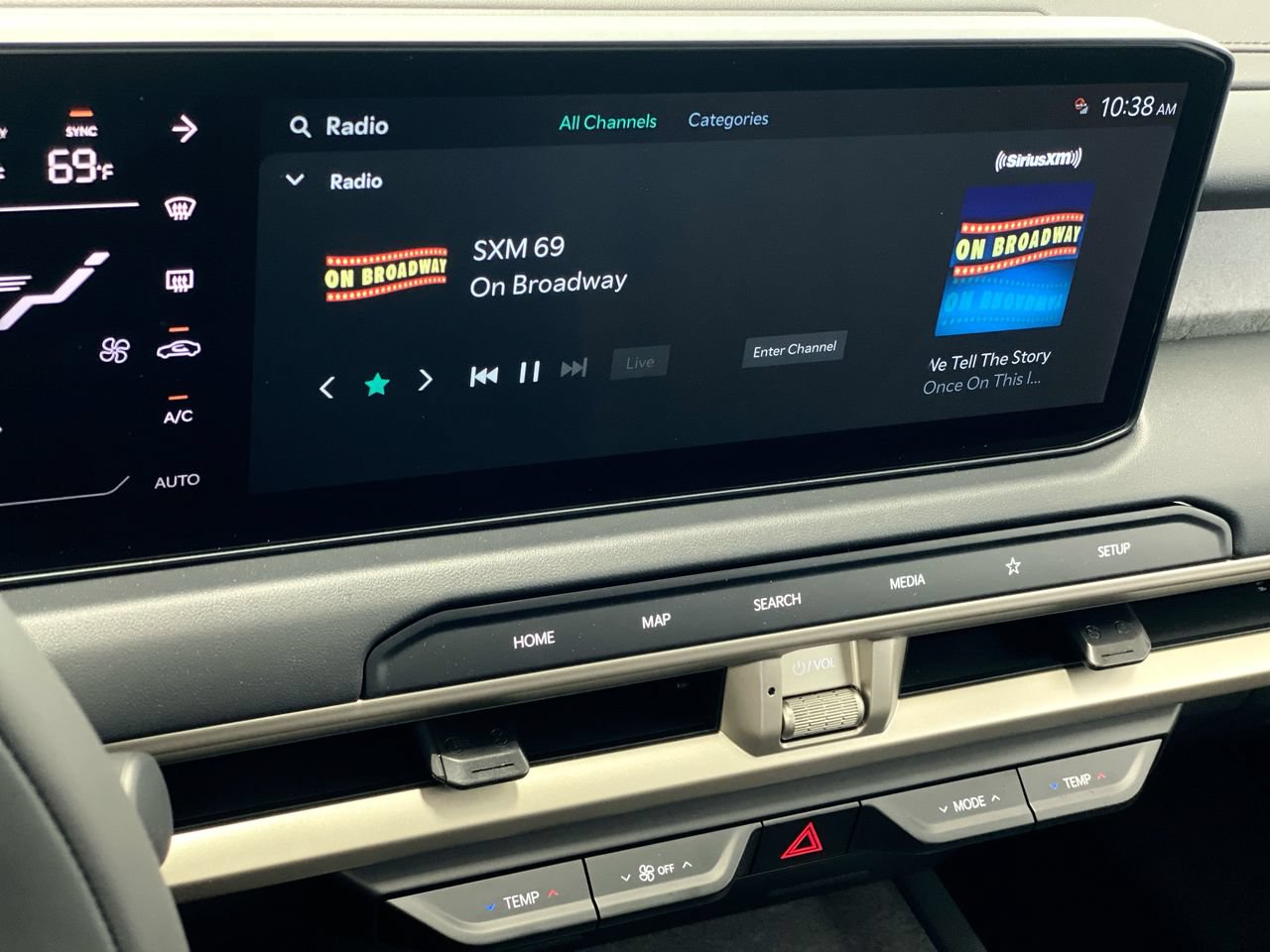 New 2027 Kia Telluride EX w/ Towing Package FWD image 27
