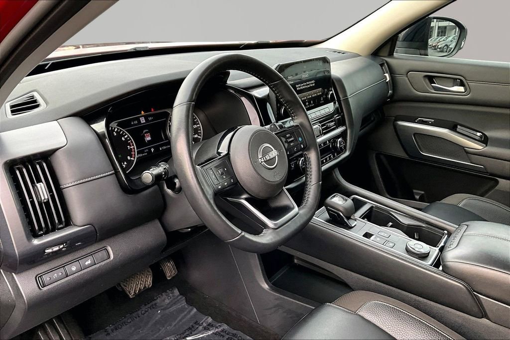 Used 2022 Nissan Pathfinder SL image 12