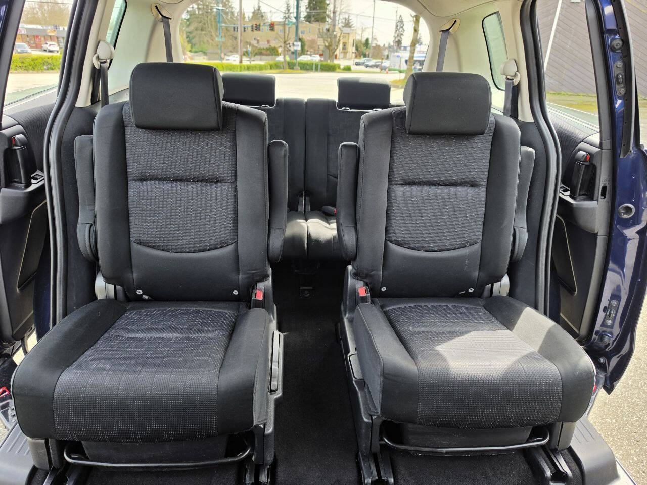 Used 2009 MAZDA MAZDA5 Sport FWD image 11