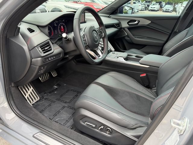Used 2025 Acura TLX SH-AWD w/ A-SPEC Pkg image 13