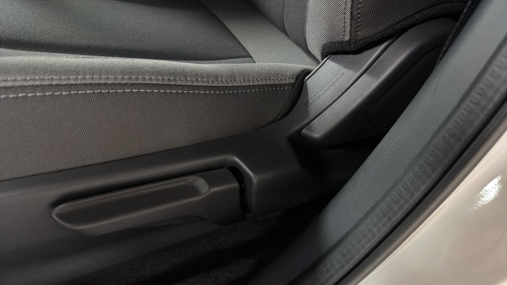New 2026 Subaru Crosstrek 2.5i Premium AWD/4WD image 17