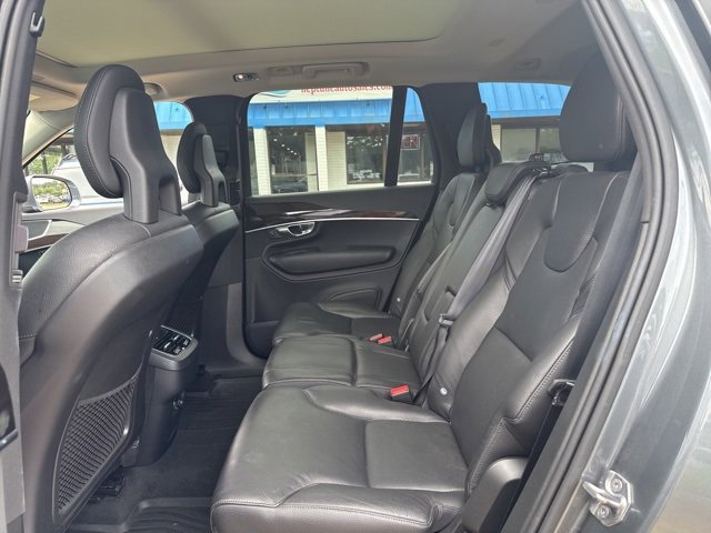 Used 2018 Volvo XC90 T6 Momentum w/ Convenience Package image 12