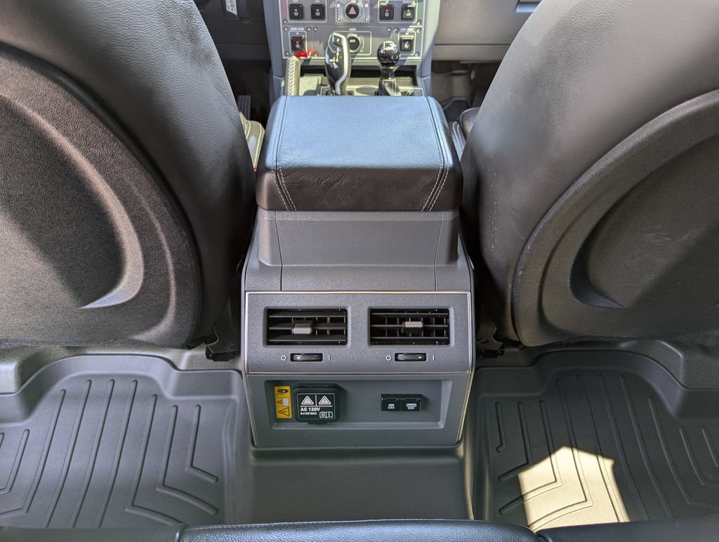 Used 2024 INEOS Grenadier Station Wagon AWD/4WD image 42